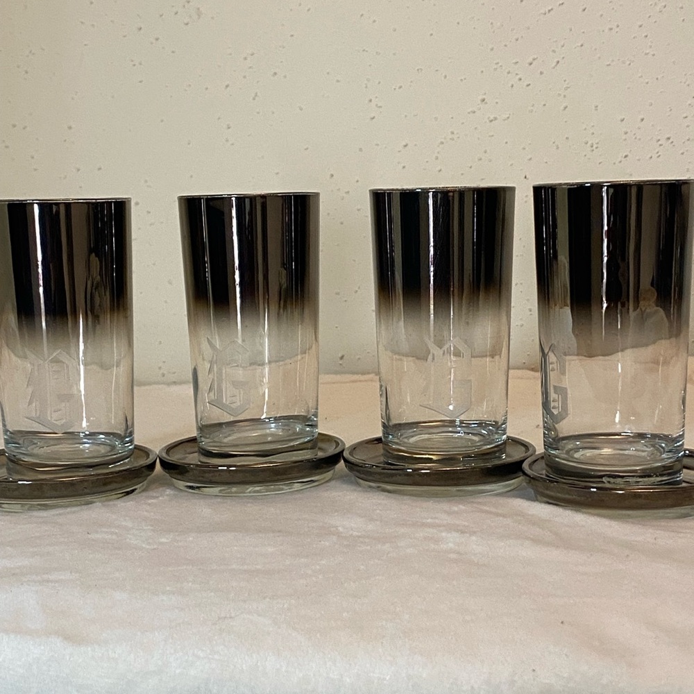 Dorothy Thrope MCM Elegant Black and Silver Glass Set with Coasters and Caddy